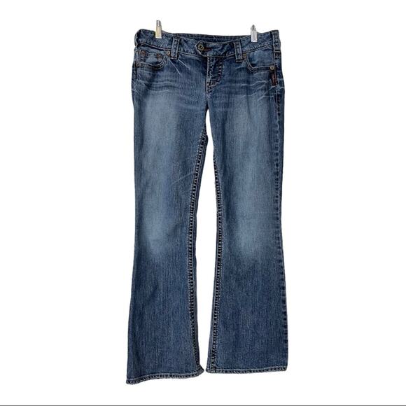 Silver Jeans Tuesday Boot Cut Medium Wash 7" Low Rise Size Women's 31W - 31L - Picture 2 of 15